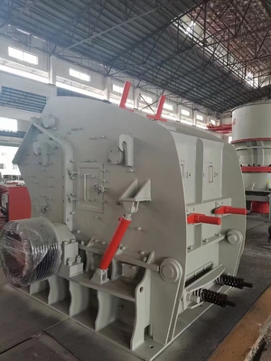Thiết bị nghiền di động 37kw 80-160 TPH Khai thác mỏ Máy nghiền đá vôi