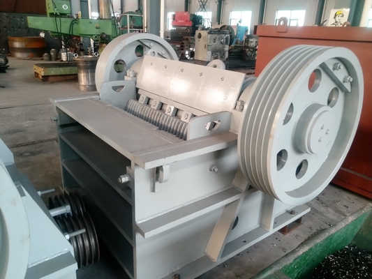 Máy nghiền hàm 50 - 1000 Tph 250kw Thiết bị nghiền đá vôi