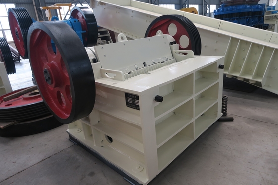 Máy nghiền hàm tùy chỉnh Công suất lớn hơn Máy nghiền đá vôi PE400 * 600 cho mỏ đá