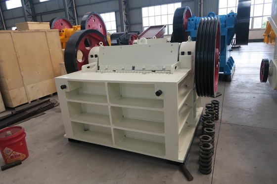Máy nghiền hàm tùy chỉnh Công suất lớn hơn Máy nghiền đá vôi PE400 * 600 cho mỏ đá