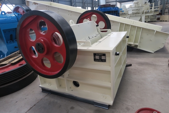 Máy nghiền hàm tùy chỉnh Công suất lớn hơn Máy nghiền đá vôi PE400 * 600 cho mỏ đá