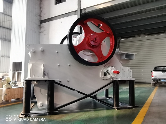Máy nghiền hàm dòng Pev C, Thiết bị sàng lọc khai thác mỏ với khoang loại V