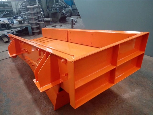 Máy cấp liệu rung động cơ không cân bằng 800mm 7,5Kw * 2 cho dây chuyền nghiền đá
