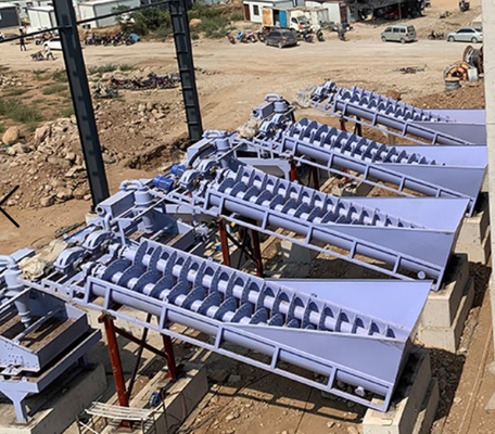 Máy sàng rung 440V 150 TPH Loại bỏ đất sét Máy rửa cát sông