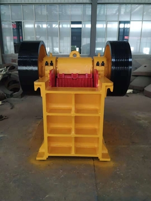 Máy nghiền hàm cầm tay nhỏ Mini Tổng hợp quặng sắt Nghiền quặng kim loại