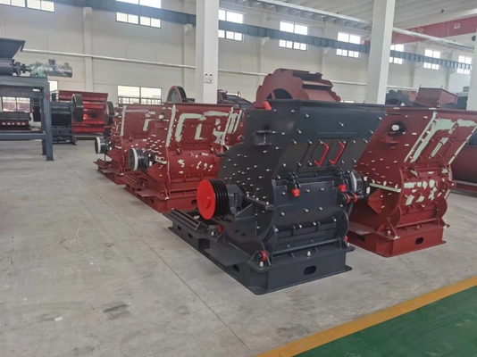 Máy nghiền búa 30-70 TPH Máy nghiền búa khai thác đá công nghiệp Đá vàng