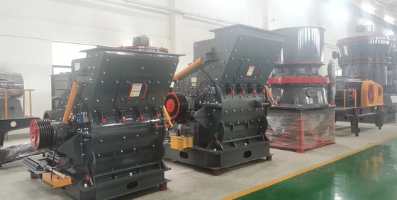 Máy nghiền búa đá 80-100 T / H để khai thác kim loại cát đá xây dựng
